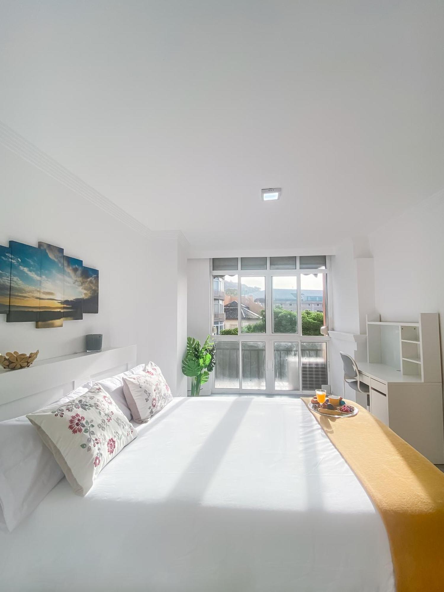 3 Rooms Y 3 Baths Y Aparcamiento Catedral Malaga Exterior photo